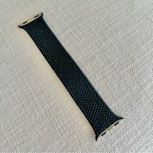 New 42mm Midnight Braided Solo Loop - size 6